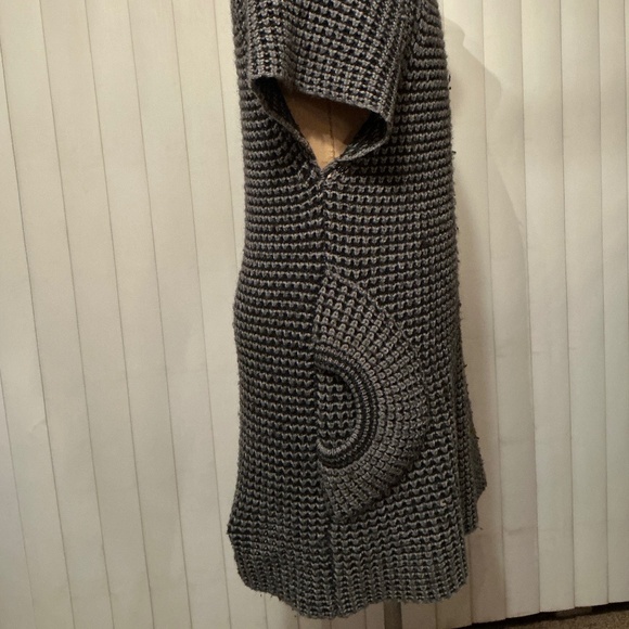 Max Studio Sweater Dress/Top – Size Large  Cowl Neck, Side Pockets  Preowned - Picture 4 of 5